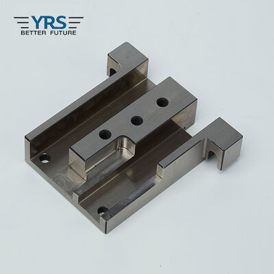 قطعات ماشینکاری دقیق CNC S136 تحمل مواد 0.02 میلی متر